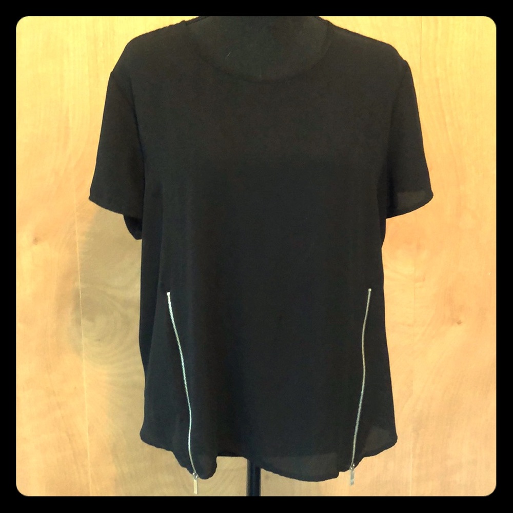 Black 1. State blouse, L